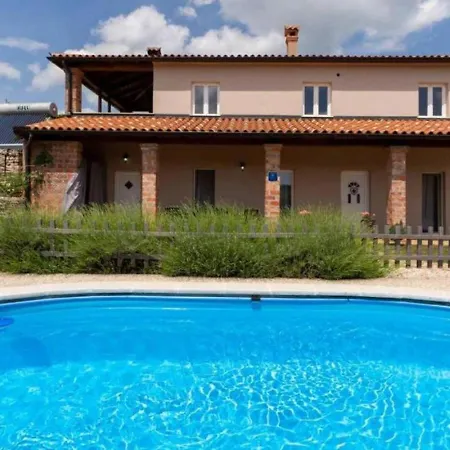 Casa Sara And Sasha Near Motovun With Private Pool - Pet Friendly Truffle Paradise Oprtalj