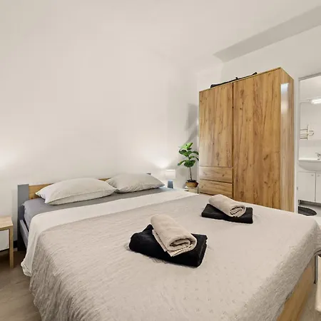 别墅 Casa Sara And Sasha Near Motovun With Private Pool - Pet Friendly Truffle Paradise *