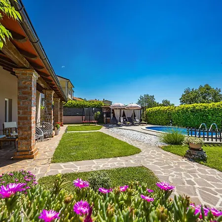 Casa Sara And Sasha Near Motovun With Private Pool - Pet Friendly Truffle Paradise Oprtalj